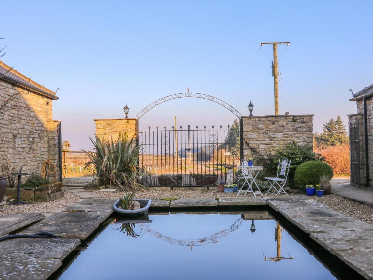 The Byre Villa Thirsk Exterior photo